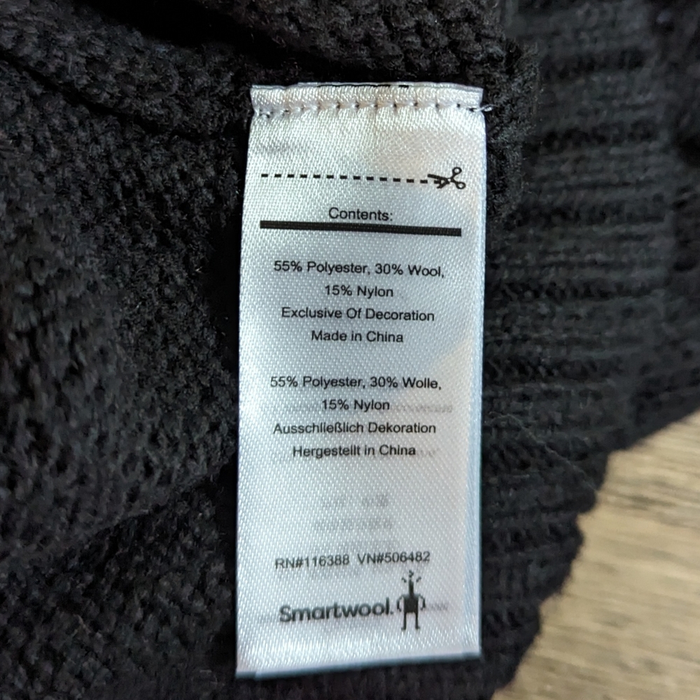 NWT Smartwool Cozy Lodge Bell Sleeve Black Wool Sweater Size Medium - Picture 6 of 6